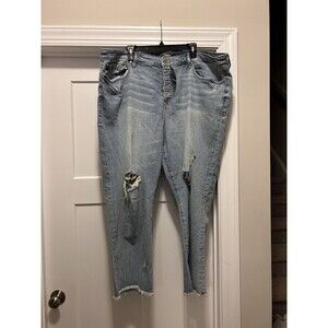 New Torrid Women’s Size 24 Stovepipe Destroyed Raw Hem Stretch Light Wash Jeans
